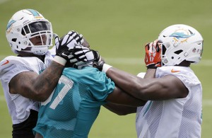 Ja'Wuan James and Kendall Montgomery Get into Skirmish During Practice