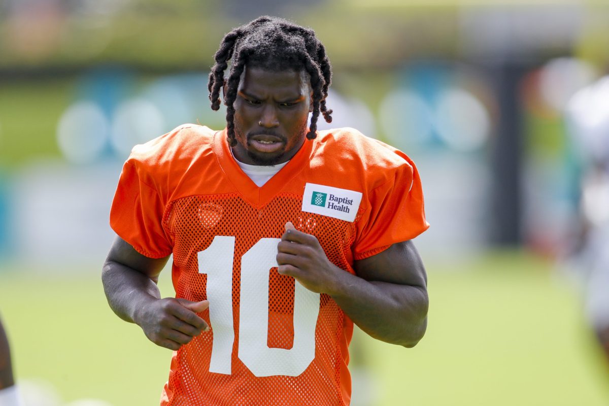 Tyreek Hill says he's 'sick' of going up against Xavien Howard because he's  been 'locking me up' - Dolphin Nation