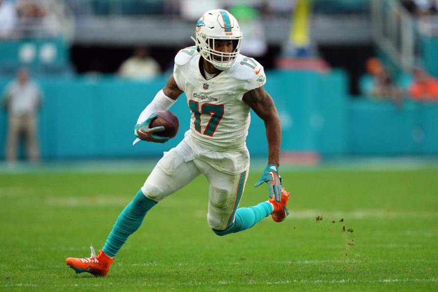 Jaylen Waddle Miami Dolphins