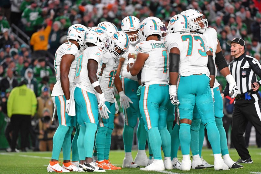 Miami Dolphins insider calls season a 'transition' and 'reset